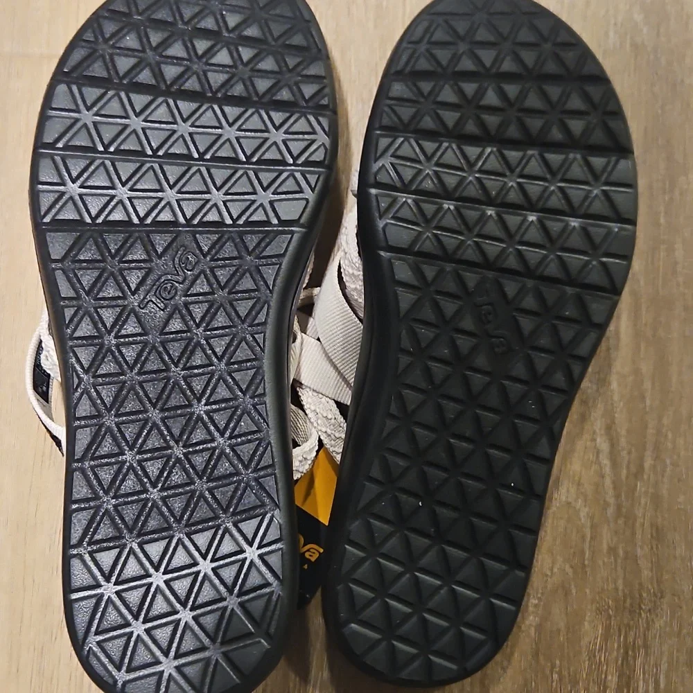 Teva Voya Zillesa Sandals - Picture 2 of 5